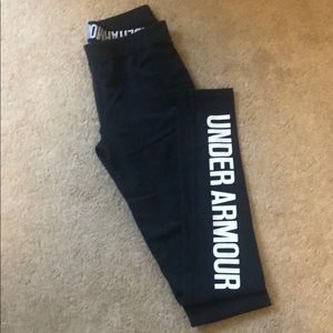 Under Armour Black Heat Gear Leggings Women’s S